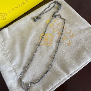 Kendra Scott necklace